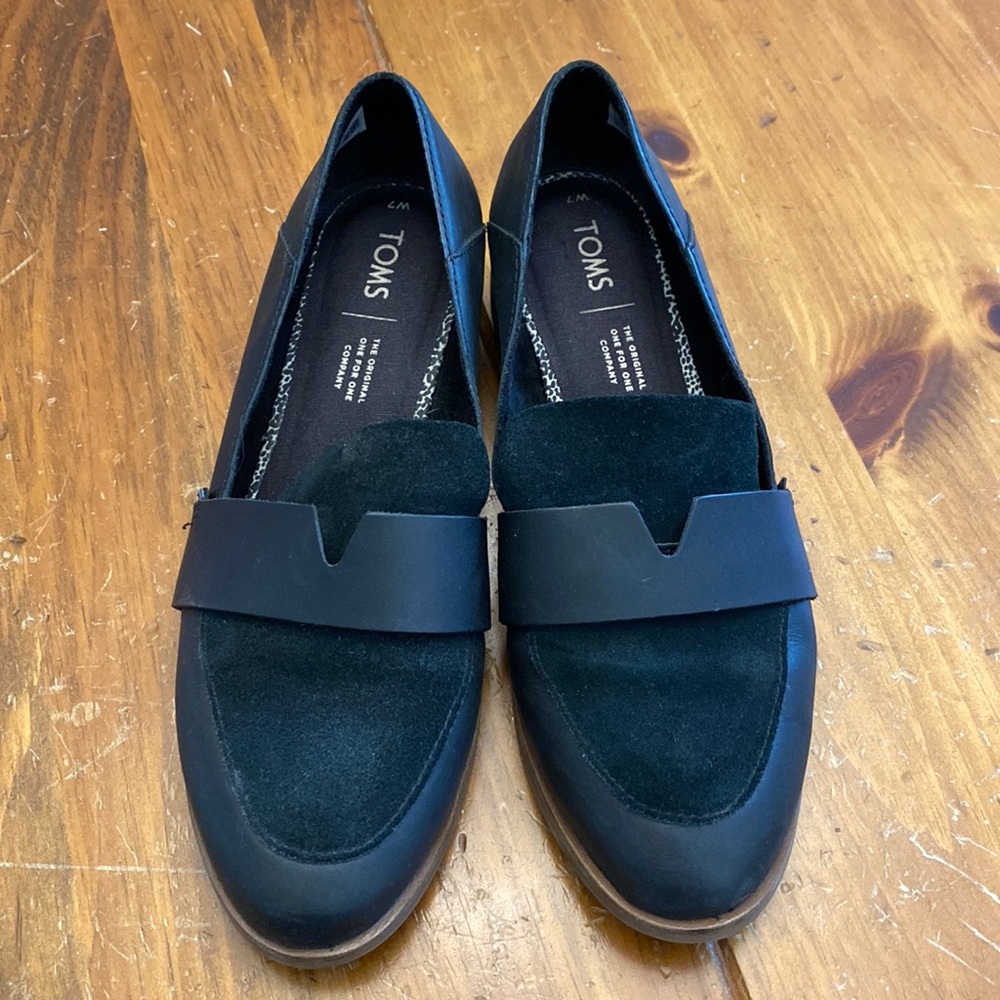 Toms Estel Black Suede and Leather Loafer